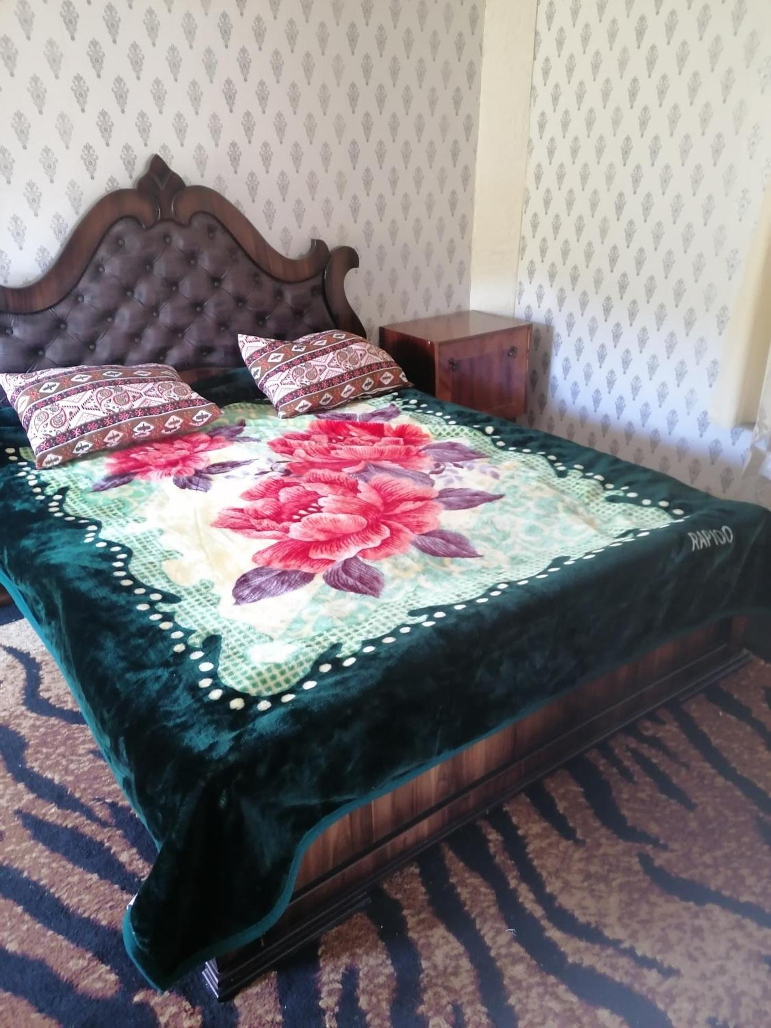 Gogni Old Room Номер фото